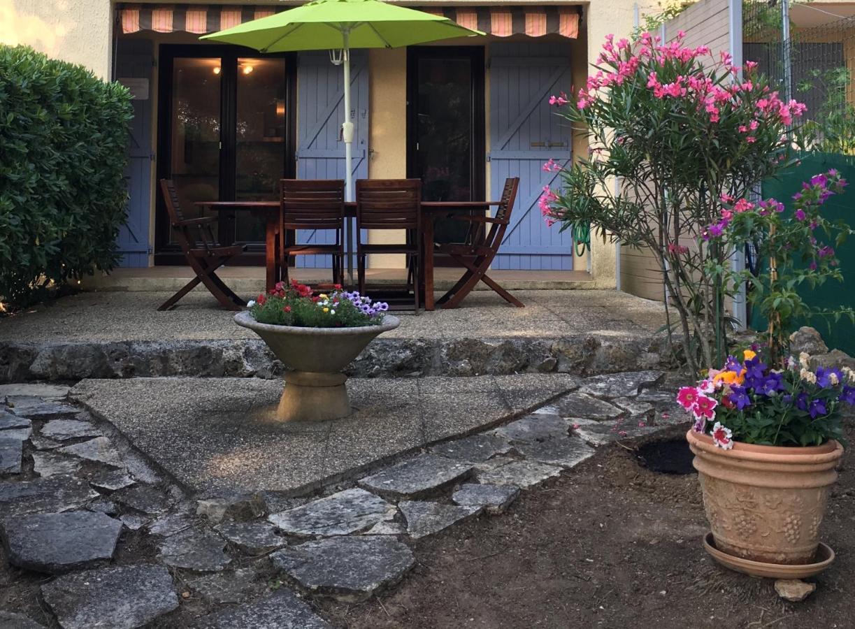 T2 Rez De Jardin 300M Plage De Beaucours Sanary Sur Mer Exteriér fotografie